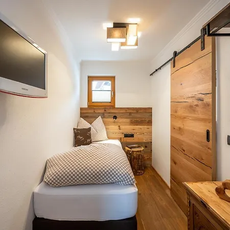 Swiederkehr 아파트 *